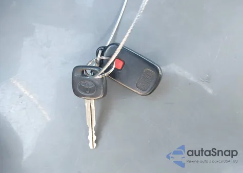 2004 Toyota Corolla Le from USA, damaged, VIN JTDBR38E142032076